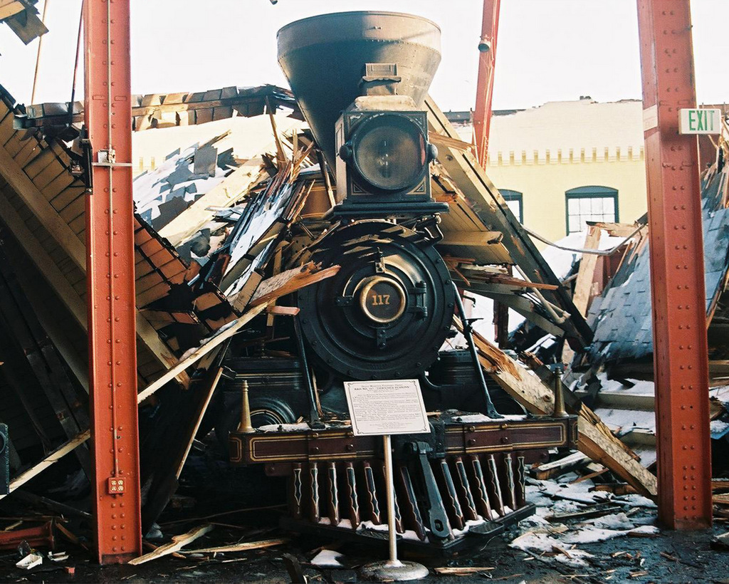 Train and debris, Mount Clare Roundhouse