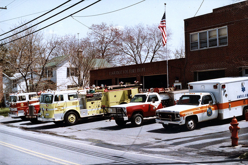 Fire trucks and ambulances, Elkridge VFD