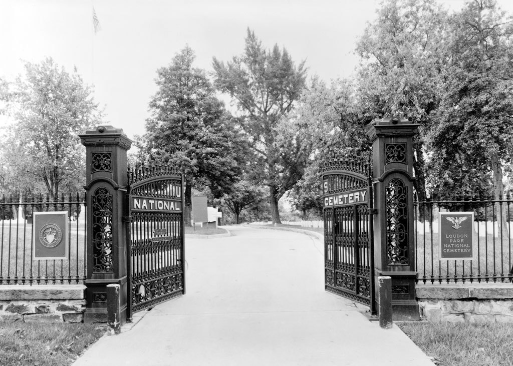 Gates, Loudon Park National Cemetery (2004)