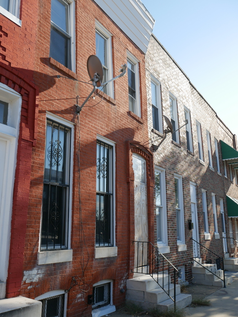 Rowhouses, 1907-1911 Division Street (2015)