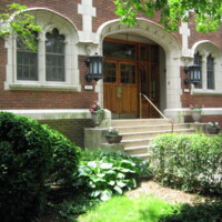 Tudor Arms Apartments